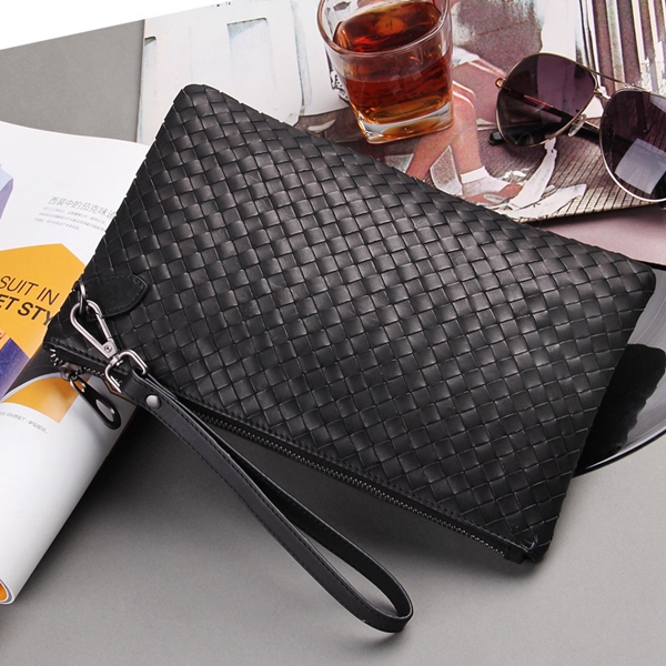 ボッテガヴェネタバッグ背面デザイン